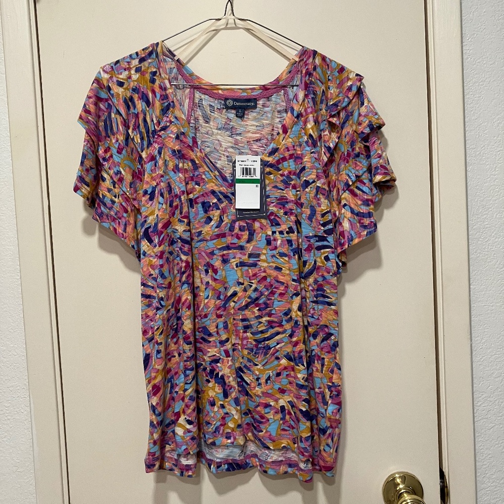 NWT Democracy multicolored short sleeve v-neck blouse SZ Large
